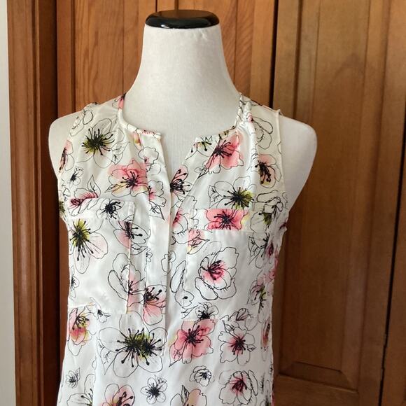 Ann Taylor Floral Pullover, Size XSP - Picture 2 of 10